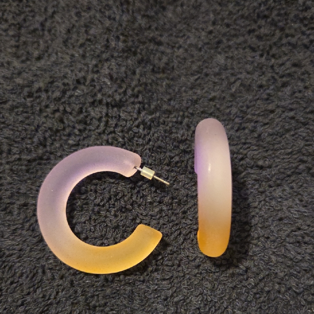 🛍 10 For $ 20 Purple And Orange Gradient Hoop Earrings